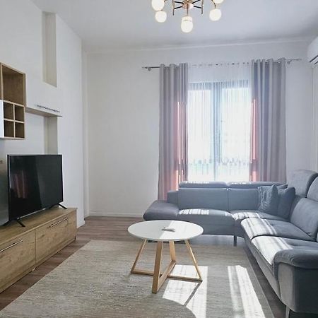 Myhouse At 21 Dhjetori Apartment ติรานา ภายนอก รูปภาพ