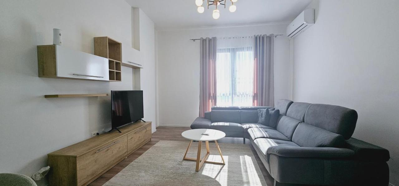 Myhouse At 21 Dhjetori Apartment ติรานา ภายนอก รูปภาพ